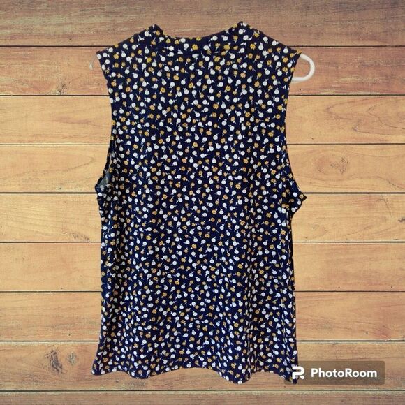 Espresso Sleeveless Top Blue With White And Yellow Flowers   Size XL   EUC - Picture 2 of 3